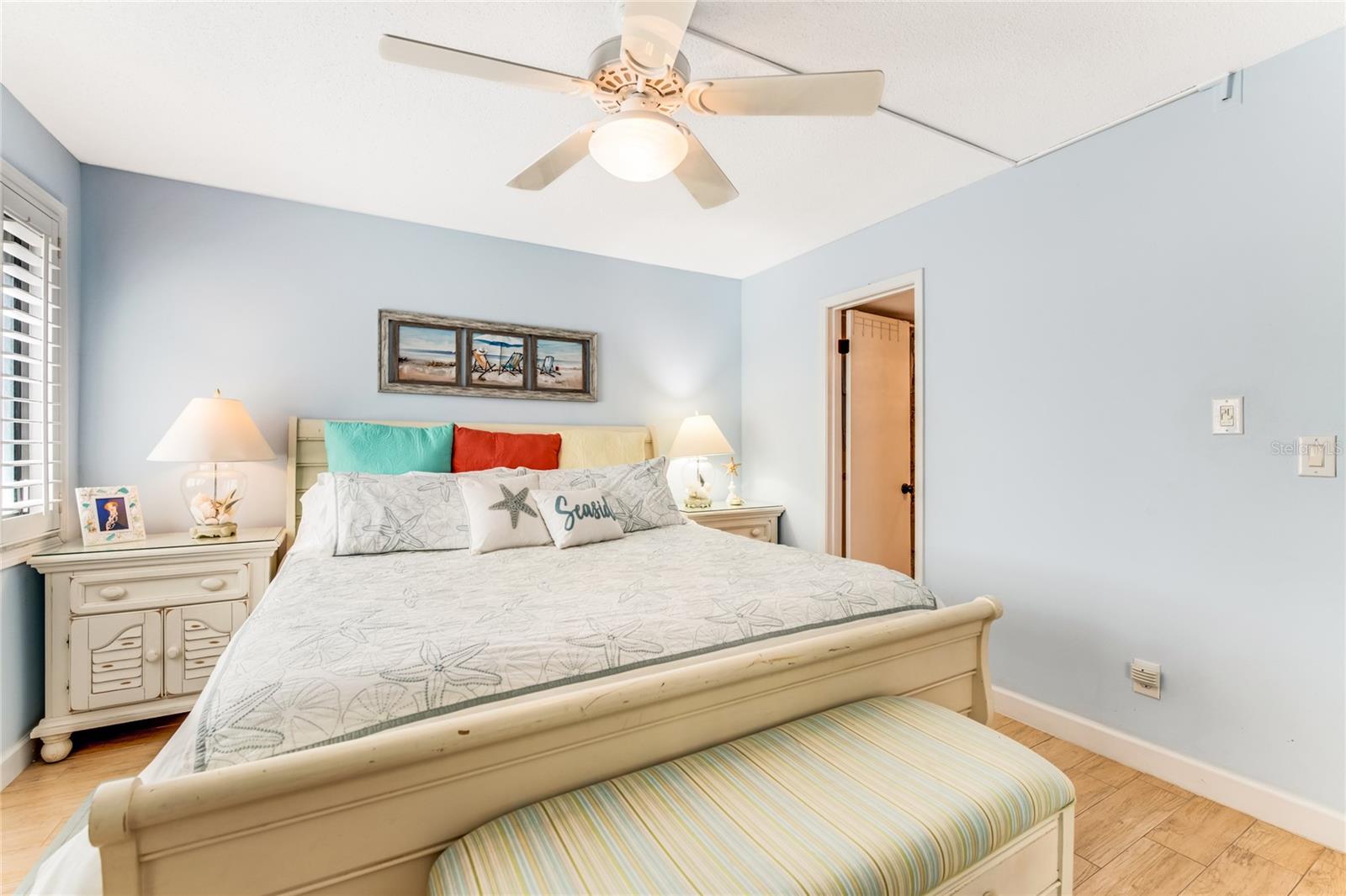 Image 7 of 26 For 935 Ocean Shore Boulevard 303