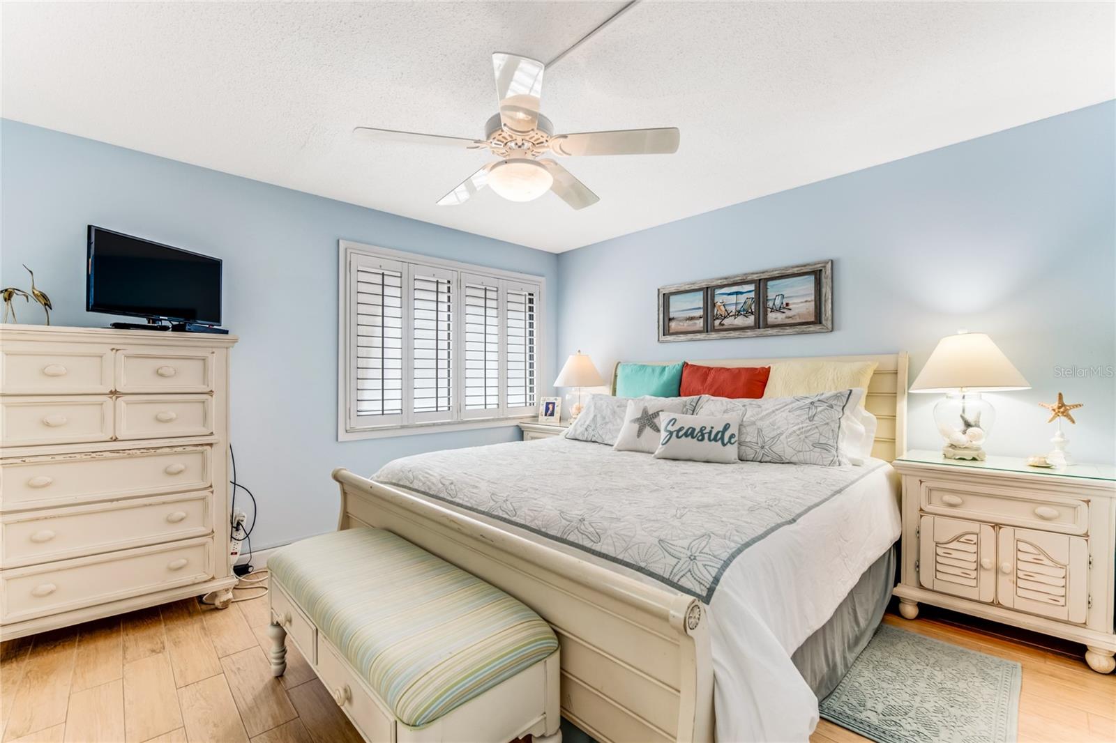 Image 9 of 26 For 935 Ocean Shore Boulevard 303