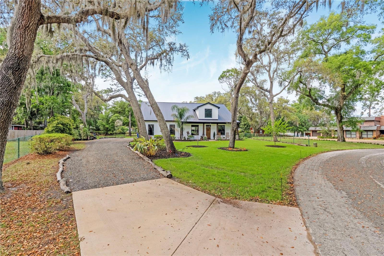 Image 11 of 66 For 805 Bay Tree Circle