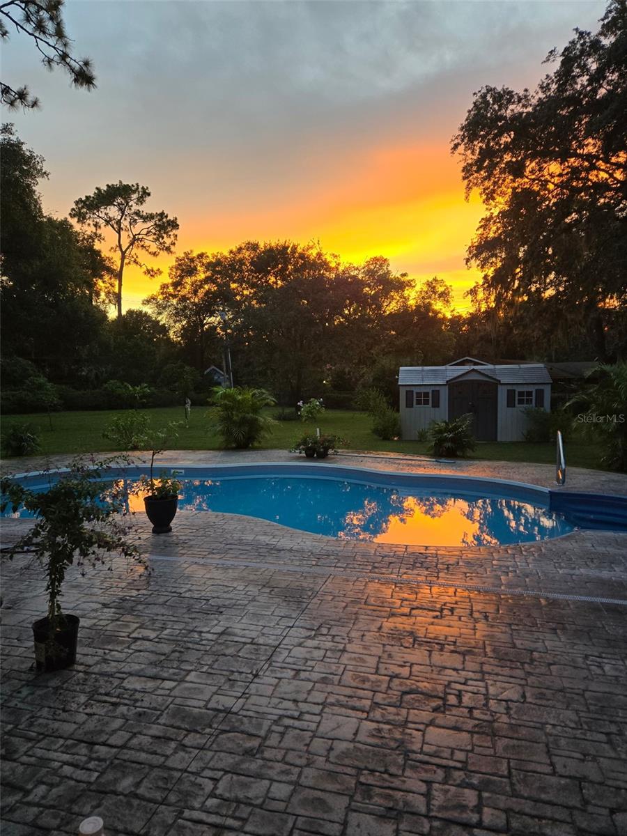 Image 3 of 66 For 805 Bay Tree Circle