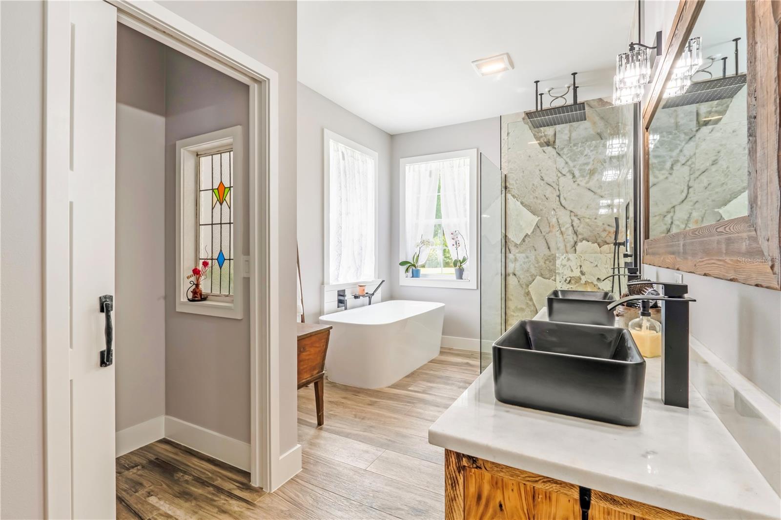 Image 37 of 66 For 805 Bay Tree Circle