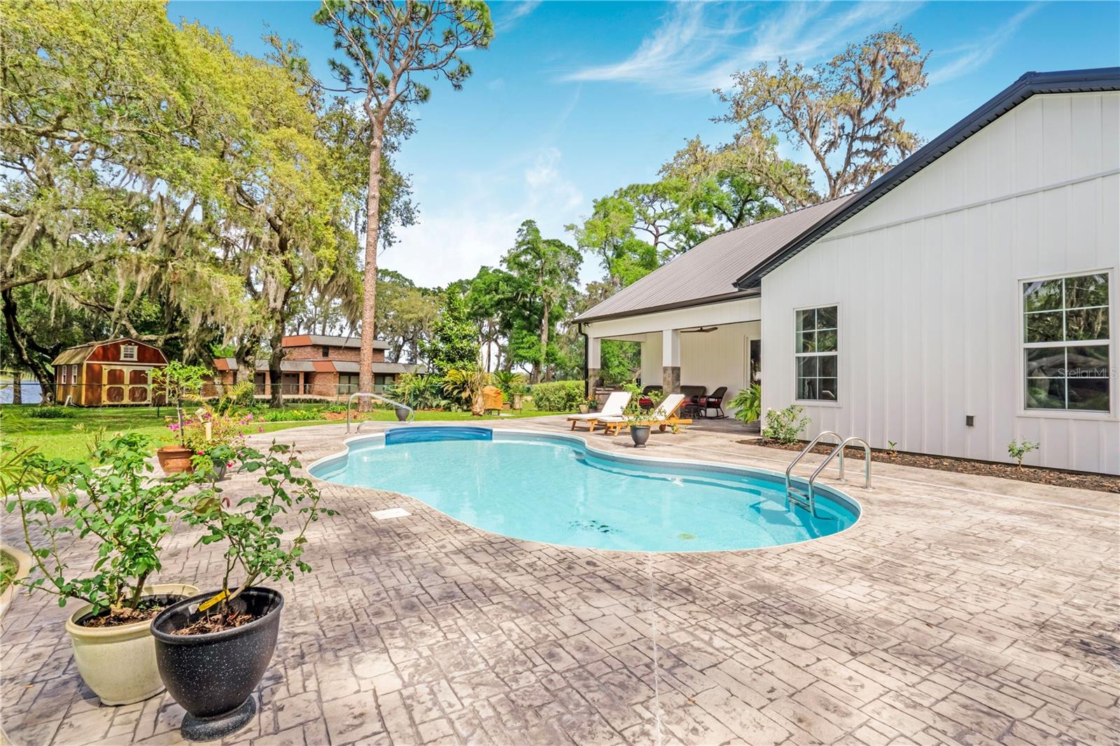 Image 4 of 66 For 805 Bay Tree Circle