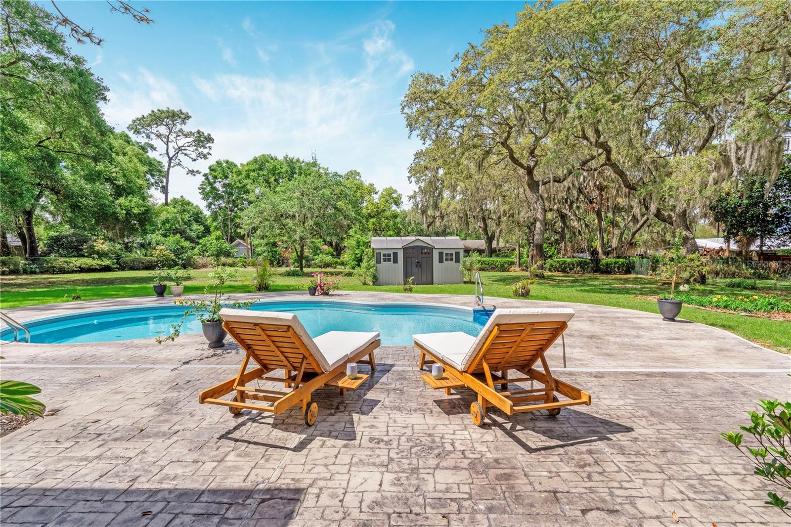 Image 6 of 66 For 805 Bay Tree Circle