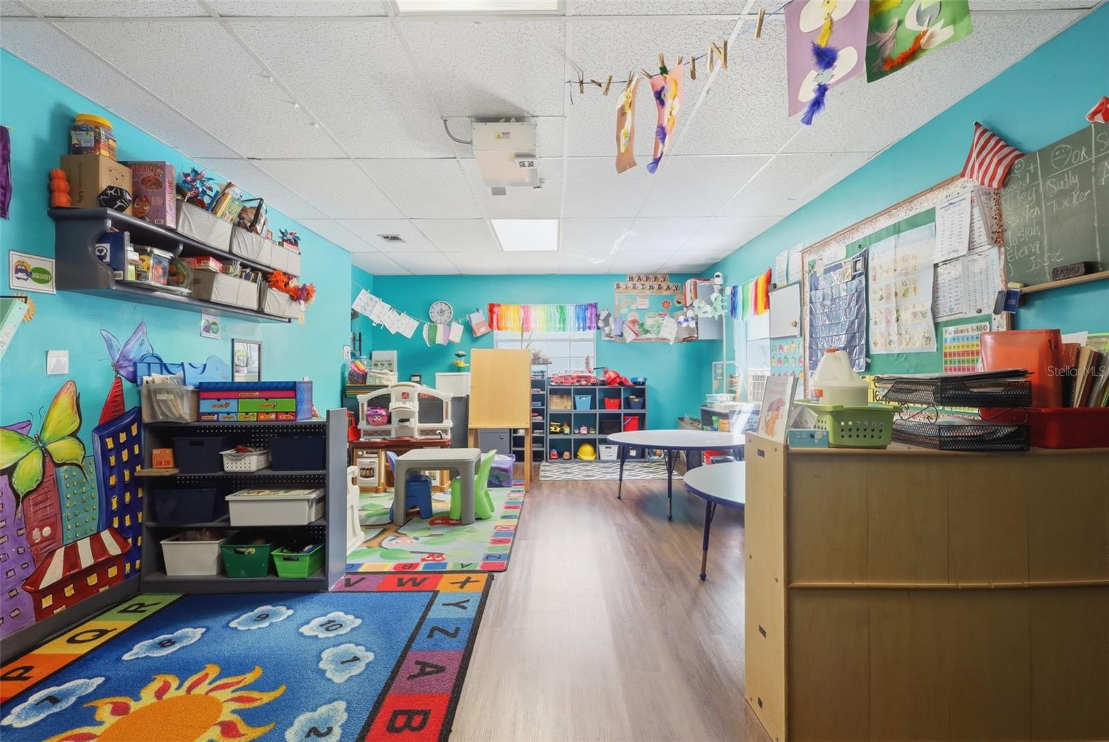 Image 11 of 36 For 601 Peach Street