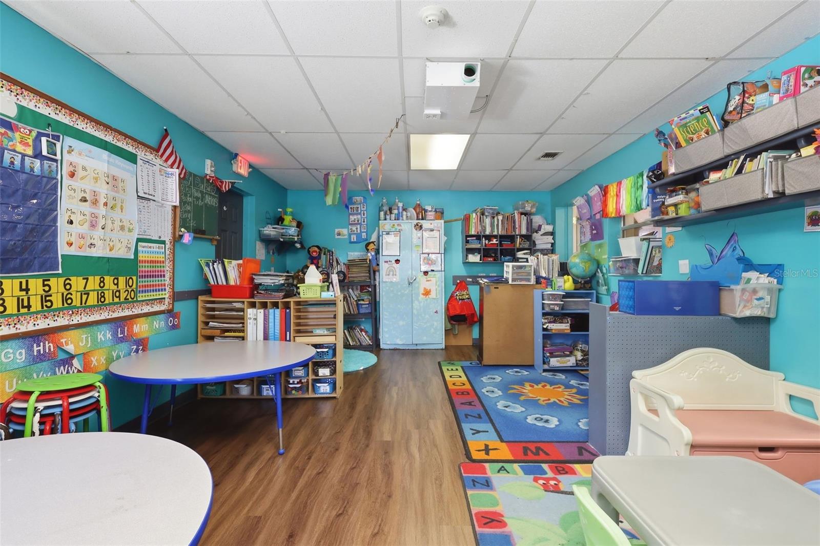 Image 13 of 36 For 601 Peach Street