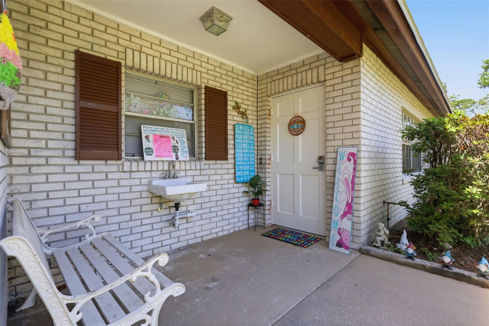 Image 2 of 36 For 601 Peach Street