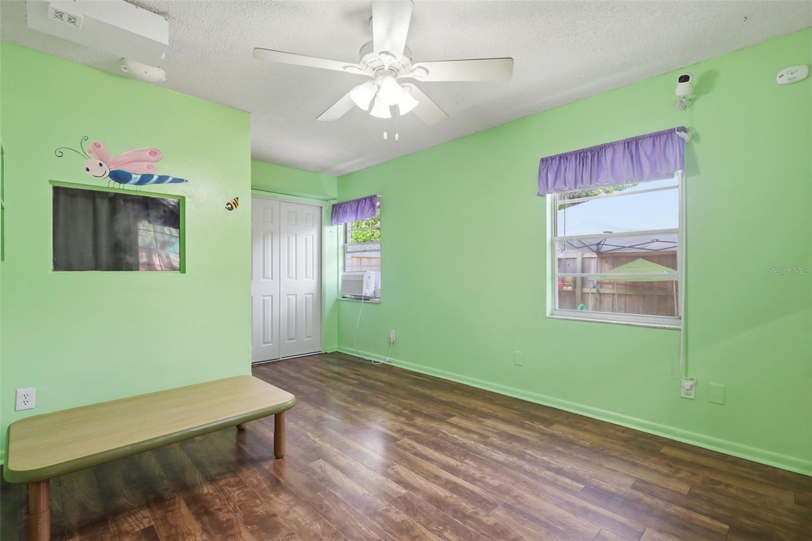 Image 25 of 36 For 601 Peach Street