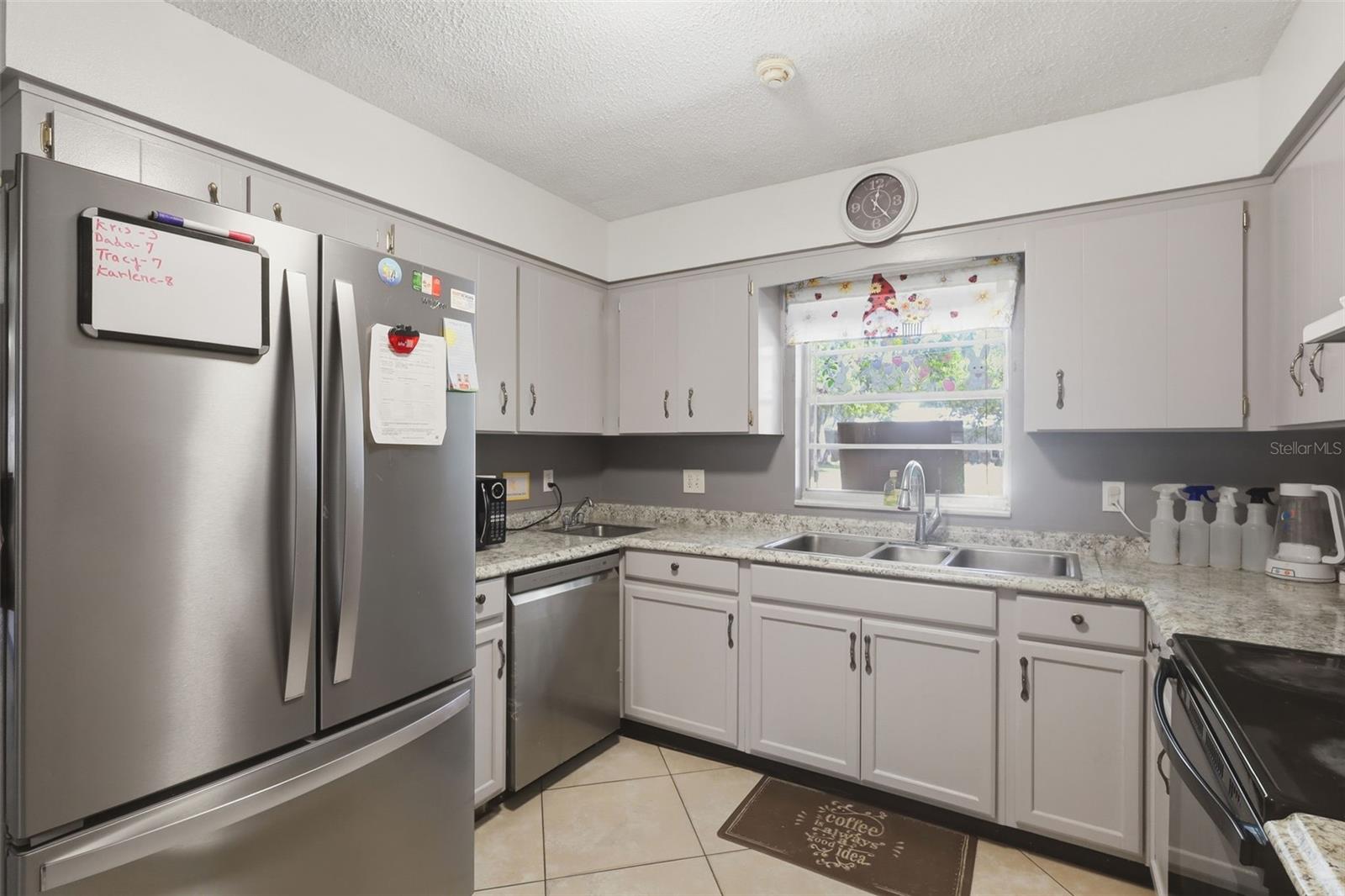 Image 3 of 36 For 601 Peach Street