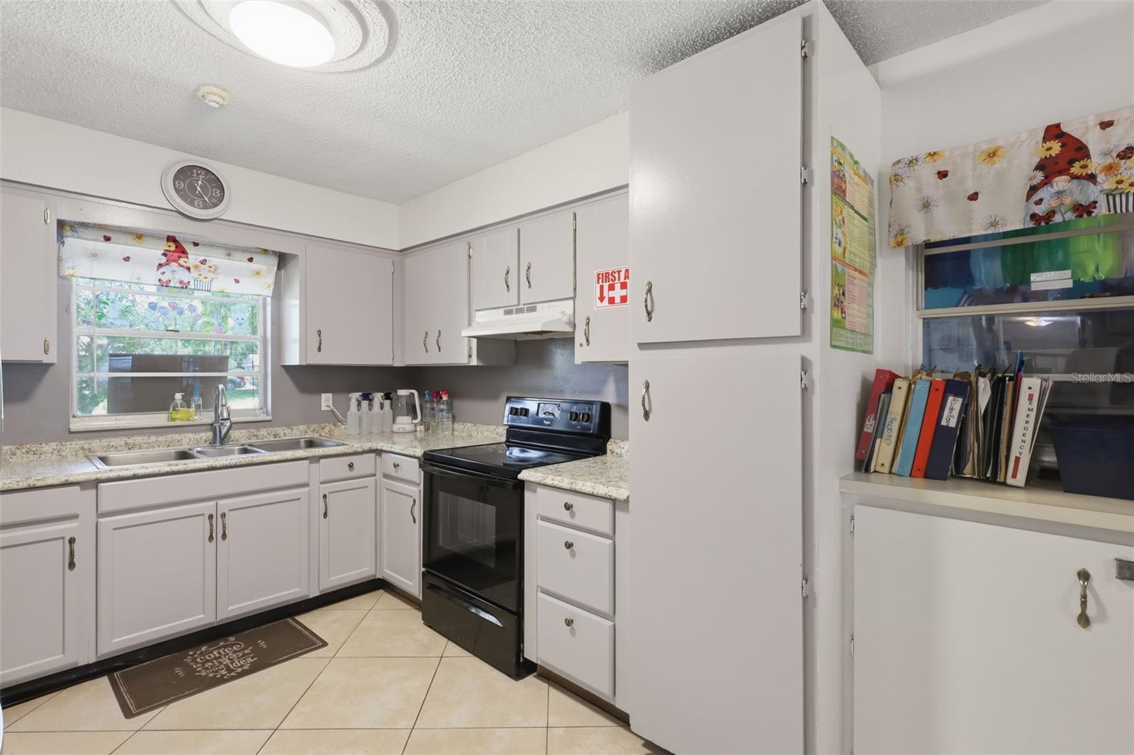 Image 5 of 36 For 601 Peach Street