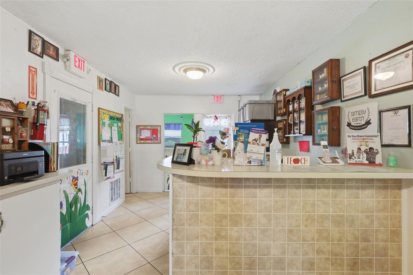 Image 7 of 36 For 601 Peach Street