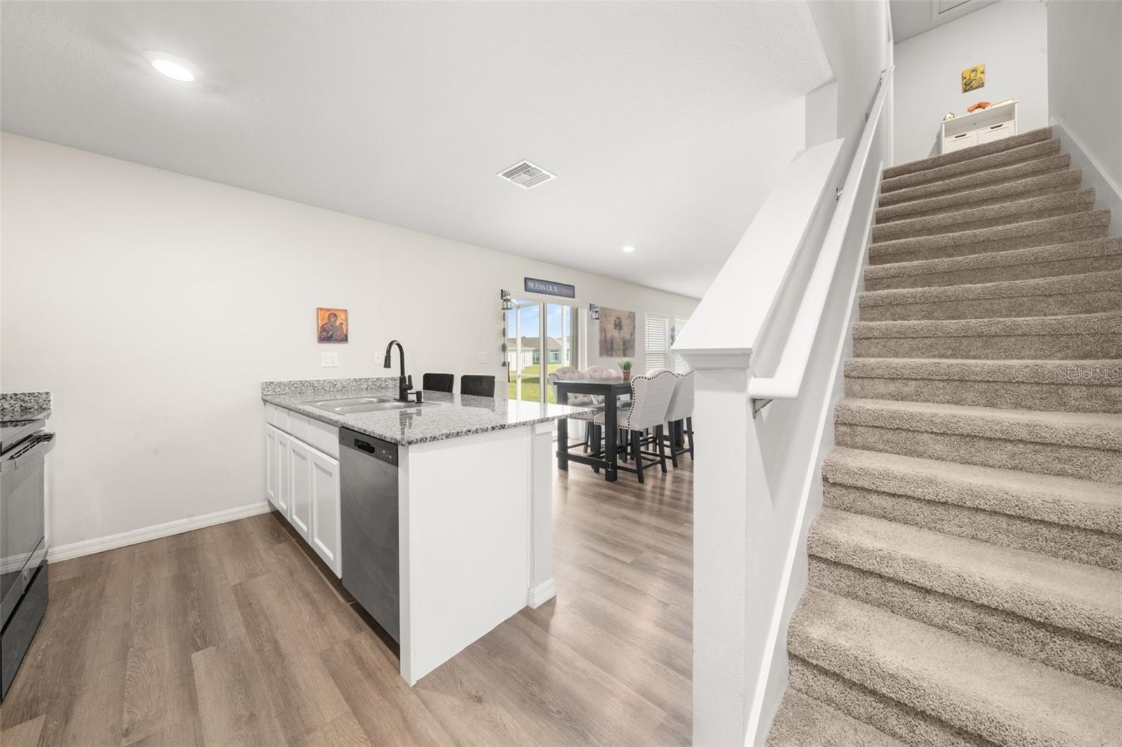 Image 10 of 37 For 1456 Stone Ridge Circle