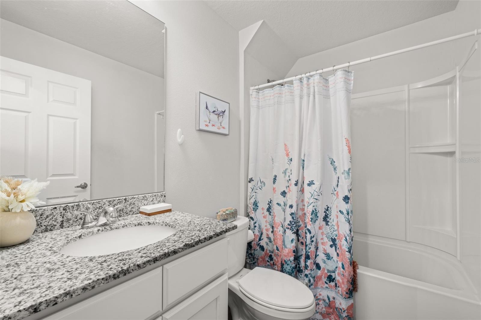 Image 14 of 37 For 1456 Stone Ridge Circle