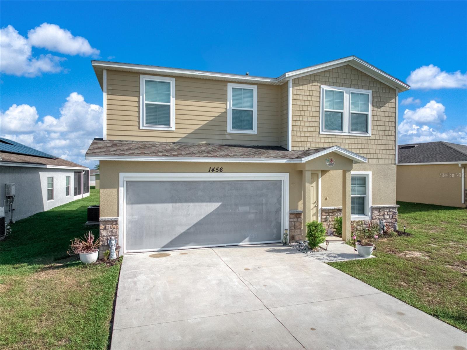 Image 2 of 37 For 1456 Stone Ridge Circle