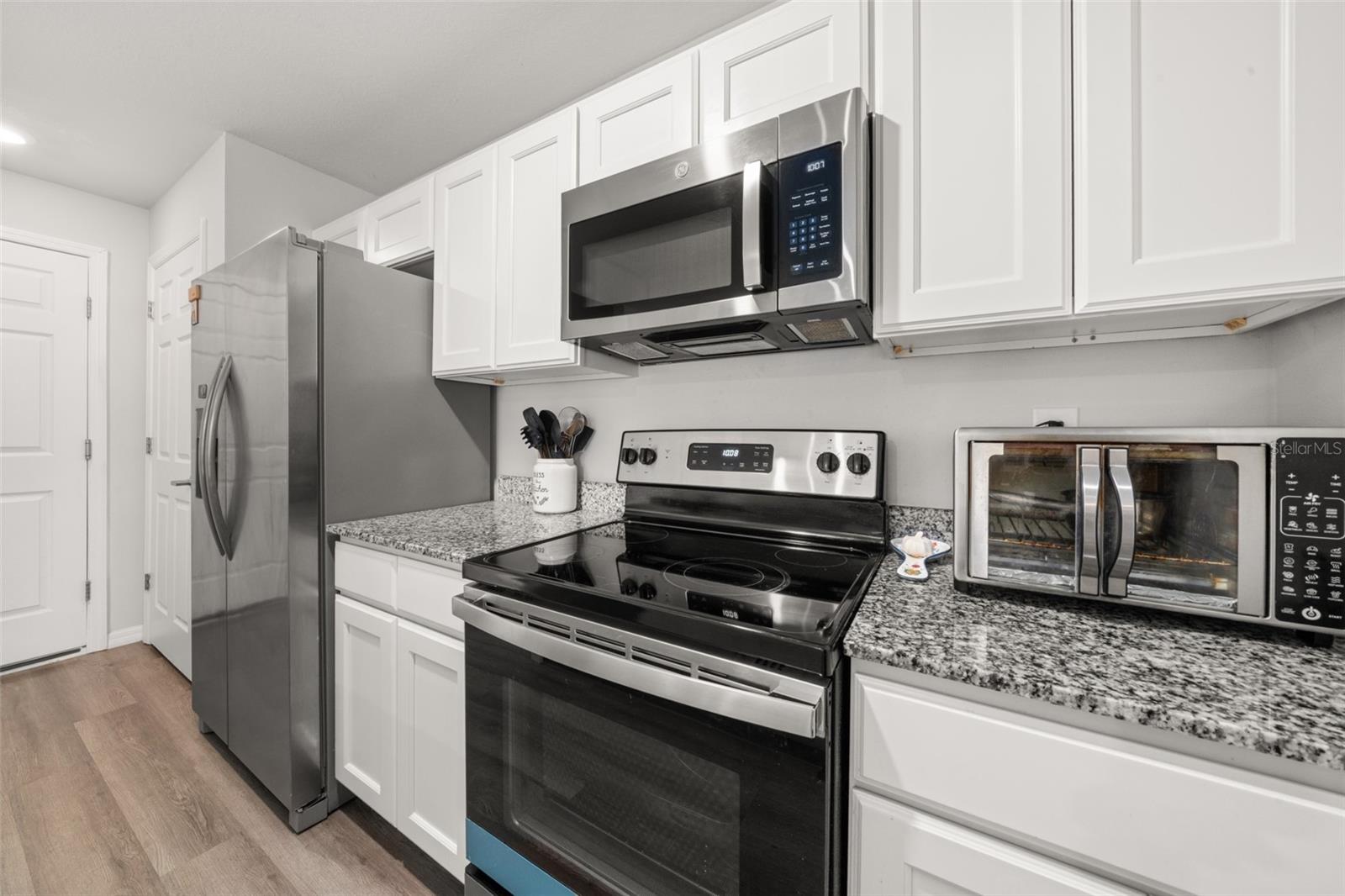 Image 8 of 37 For 1456 Stone Ridge Circle