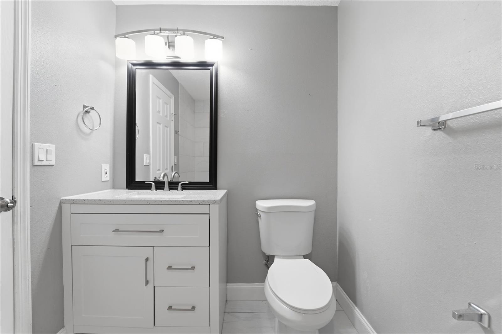 Image 27 of 39 For 3211 Yule Tree Drive