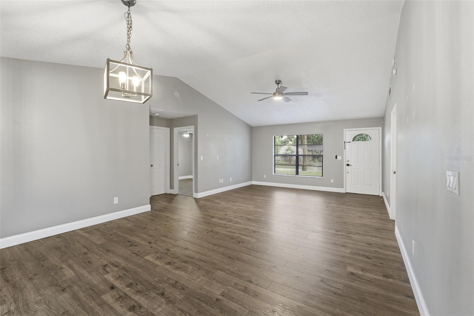 Image 9 of 39 For 3211 Yule Tree Drive