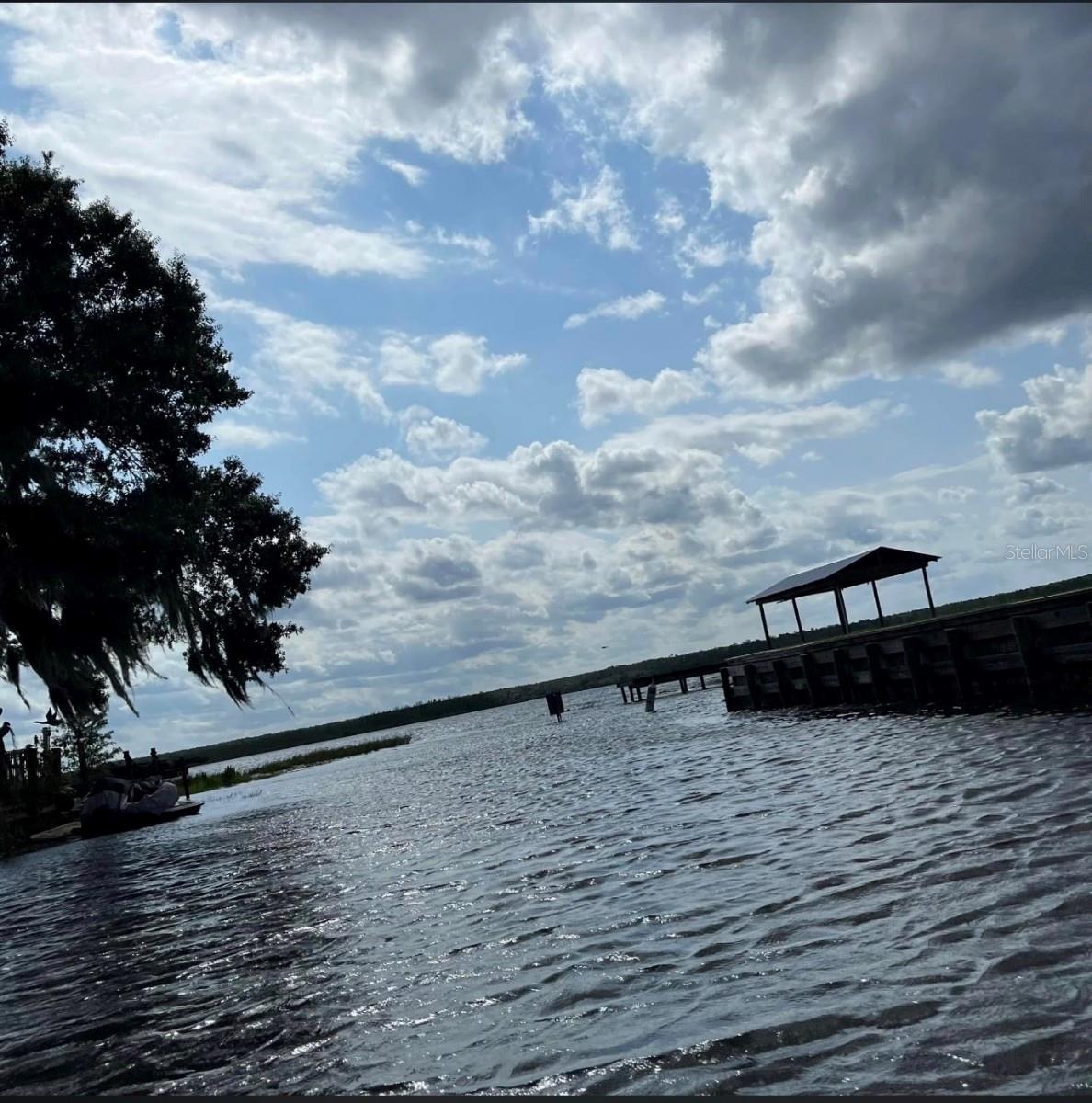 Image 15 of 21 For 18625 238th Terrace