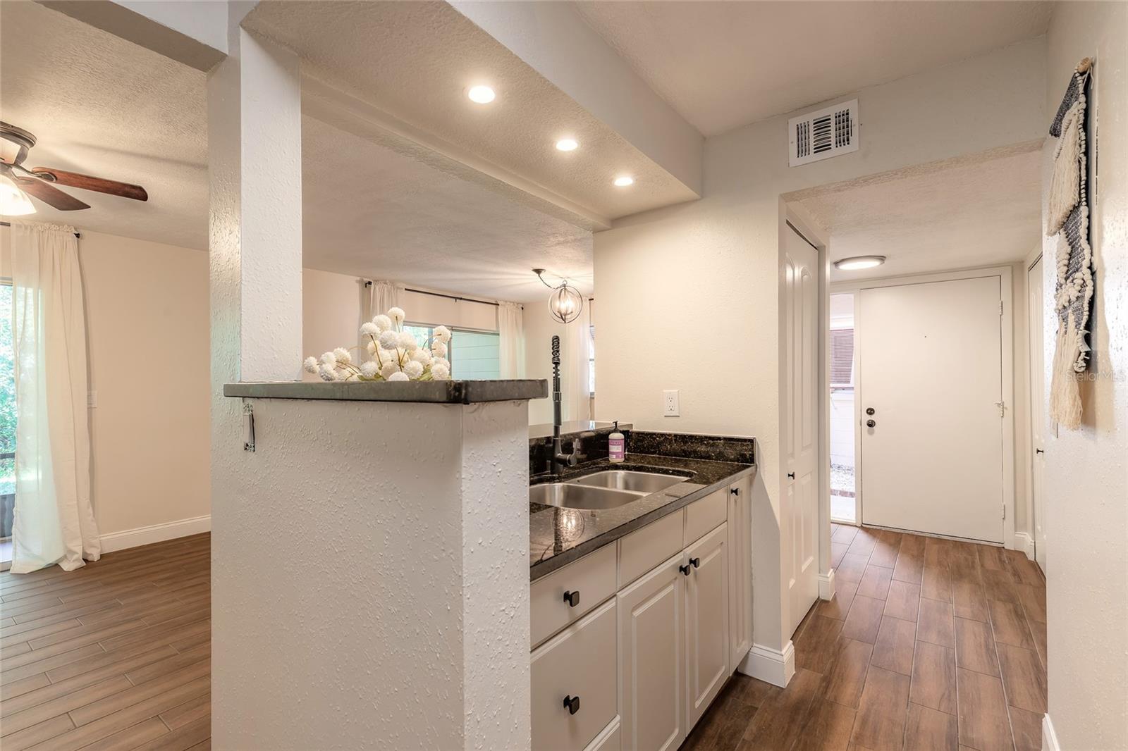 Image 14 of 43 For 150 Wax Myrtle Woods Court 2a