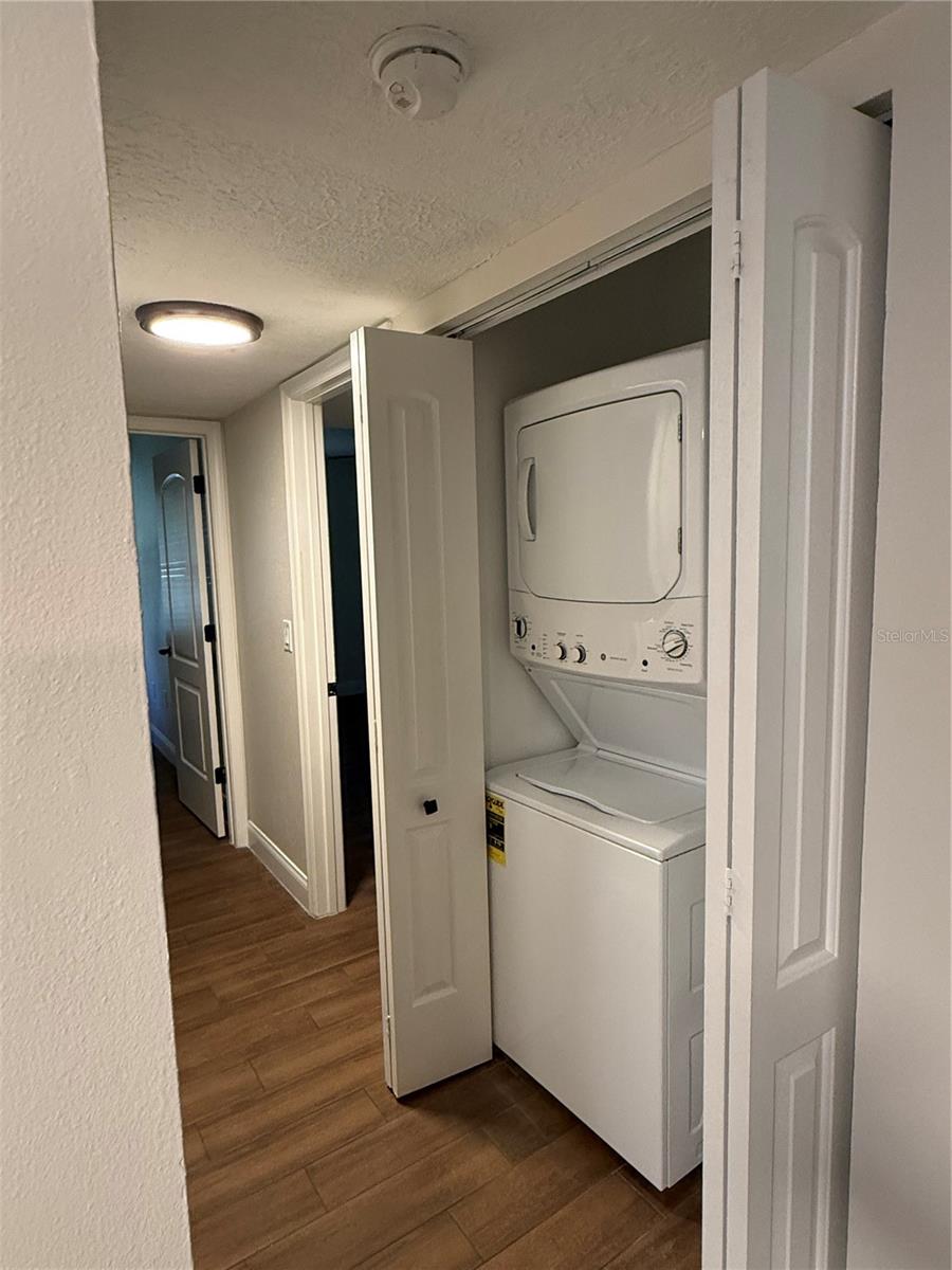 Image 26 of 43 For 150 Wax Myrtle Woods Court 2a