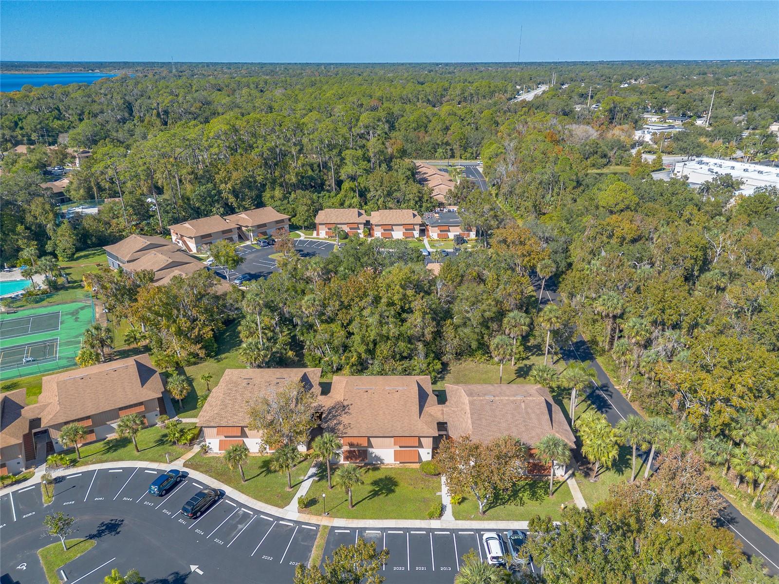 Image 31 of 43 For 150 Wax Myrtle Woods Court 2a