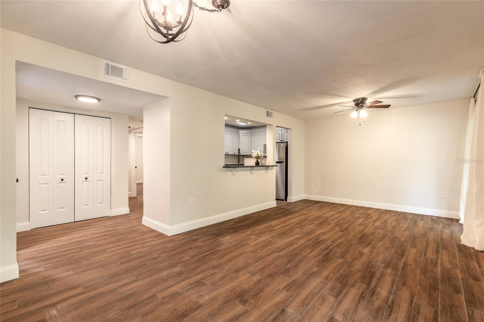 Image 6 of 43 For 150 Wax Myrtle Woods Court 2a