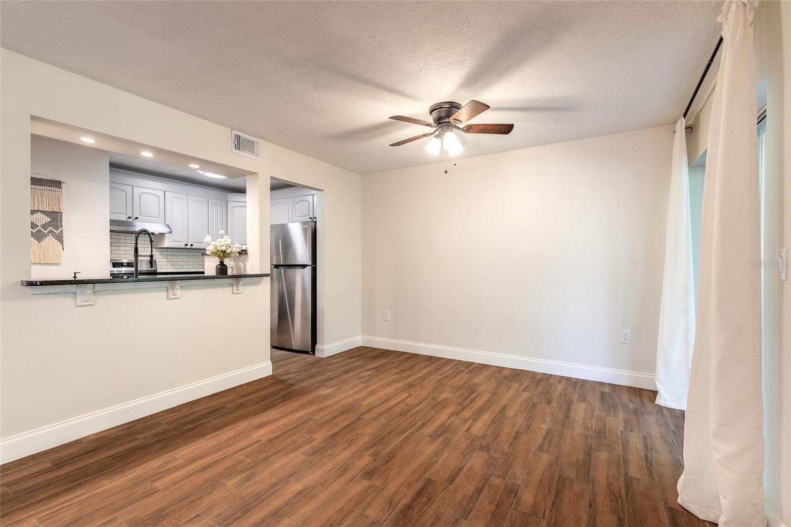 Image 7 of 43 For 150 Wax Myrtle Woods Court 2a