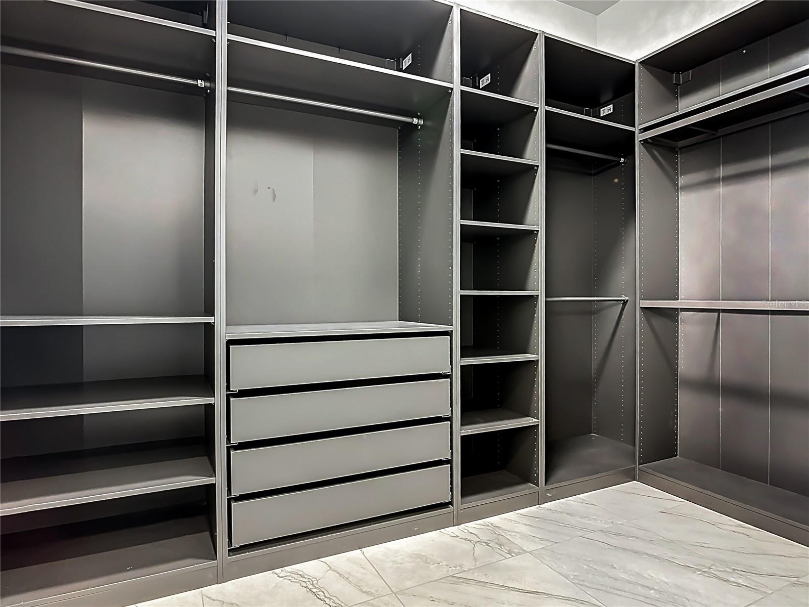 Image 28 of 78 For 1475 Warrior Trail