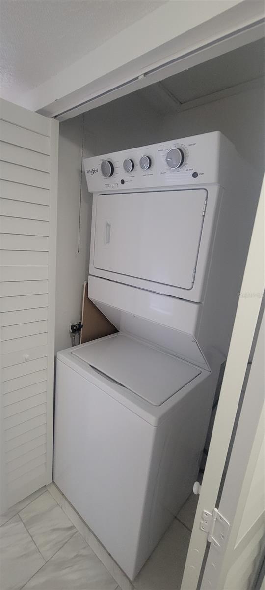 Image 15 of 21 For 100 Sweetgum Woods Court 8d