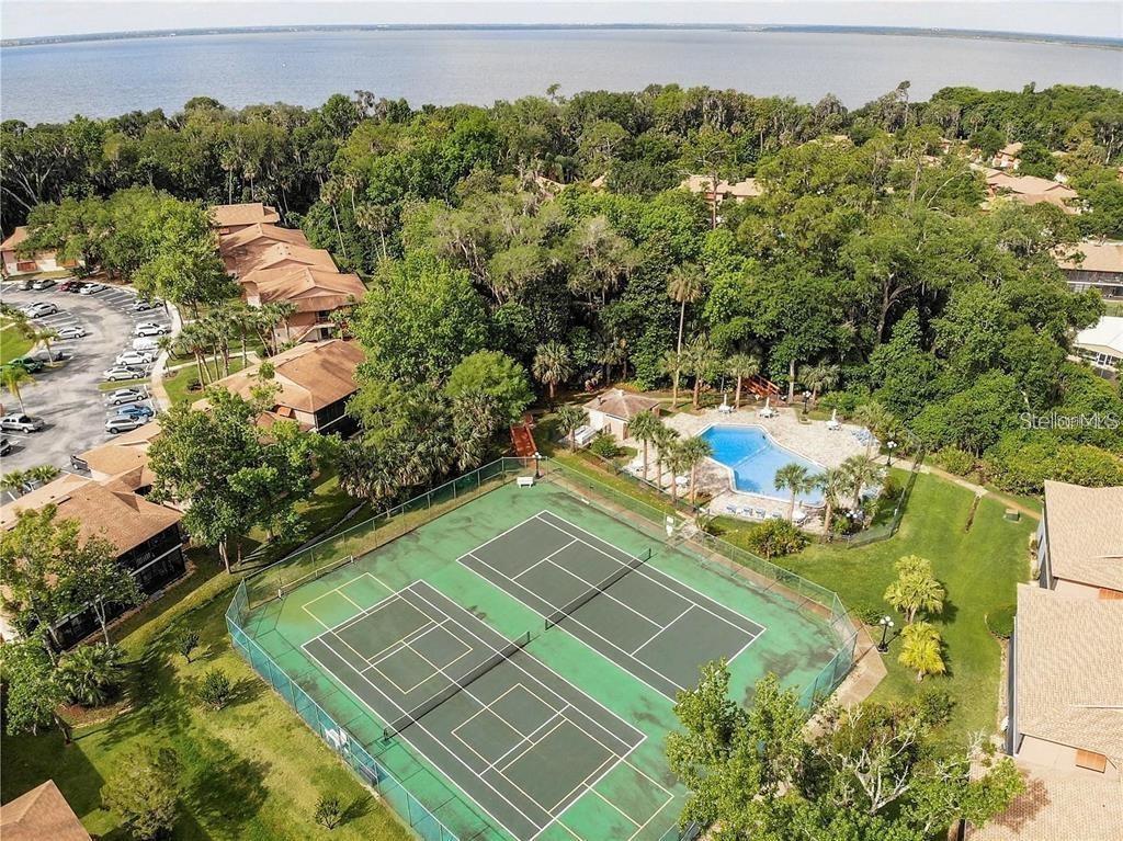 Image 8 of 21 For 100 Sweetgum Woods Court 8d