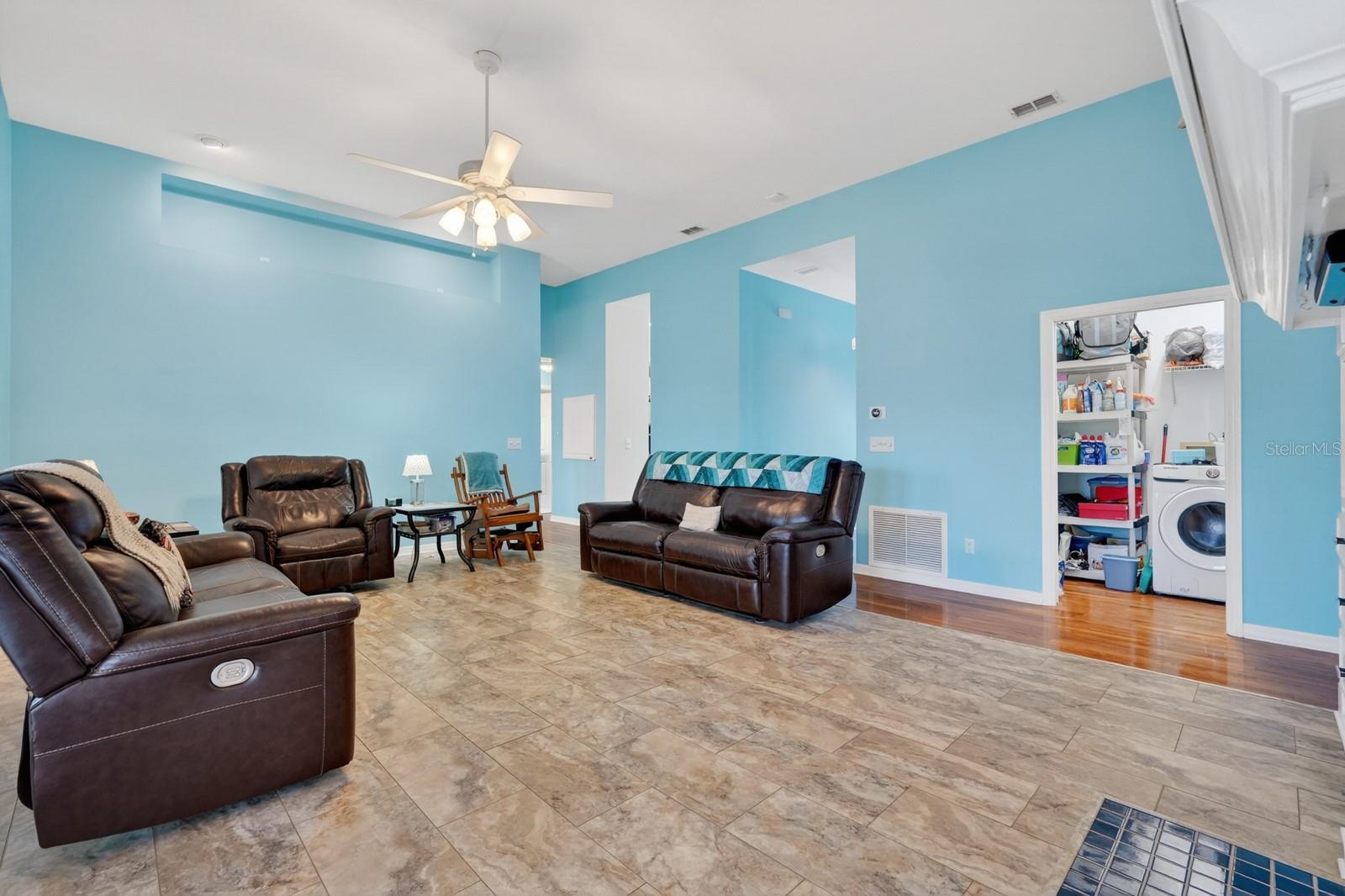 Image 16 of 59 For 49 Loggerhead Court