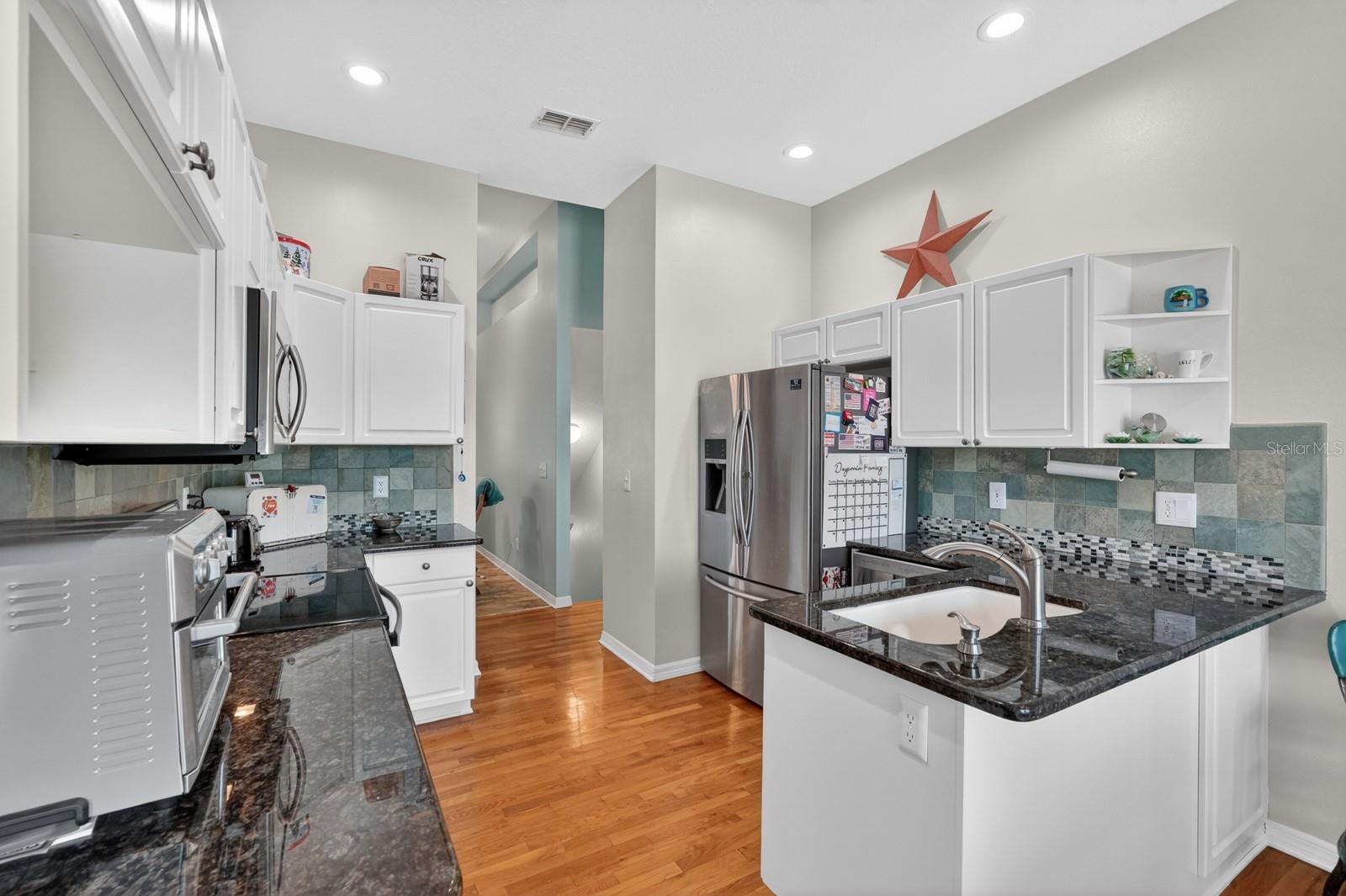 Image 18 of 59 For 49 Loggerhead Court