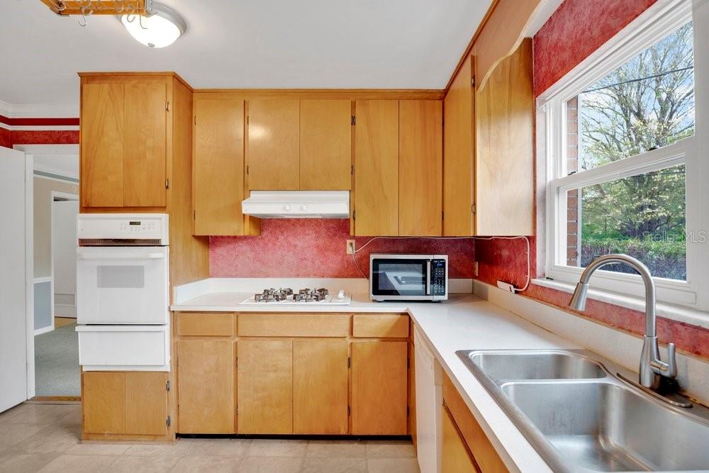 Image 10 of 57 For 5137 Mount Plymouth Road