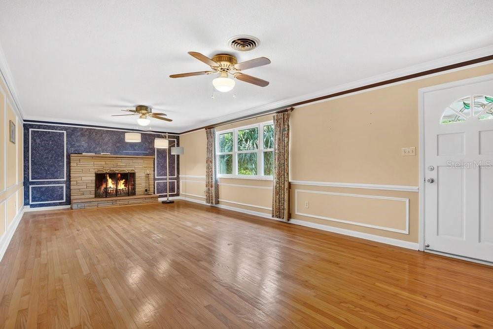 Image 11 of 57 For 5137 Mount Plymouth Road