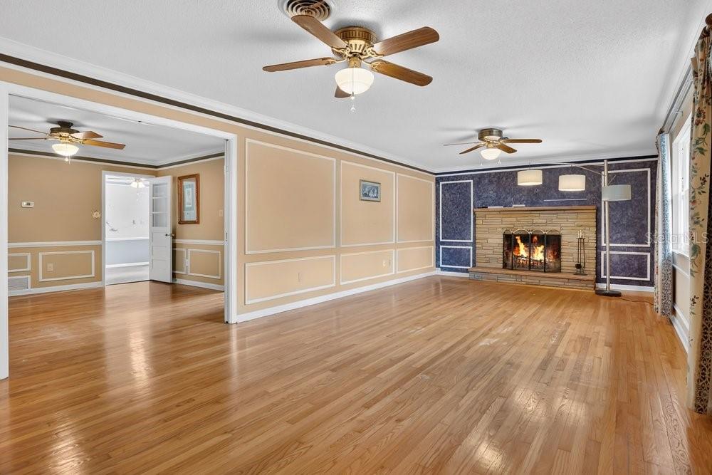 Image 12 of 57 For 5137 Mount Plymouth Road