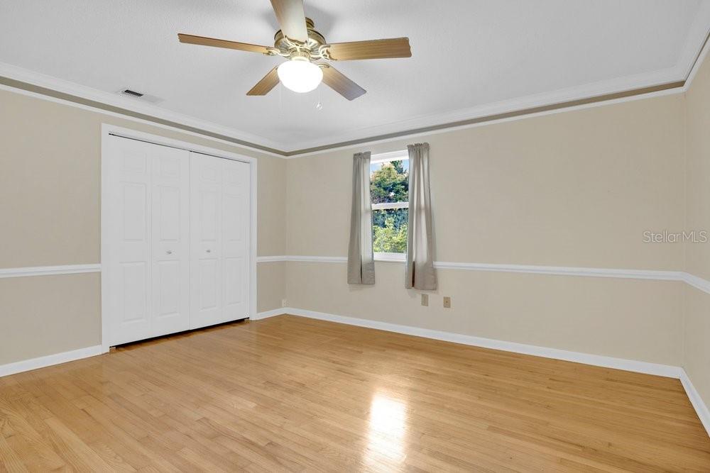 Image 17 of 57 For 5137 Mount Plymouth Road