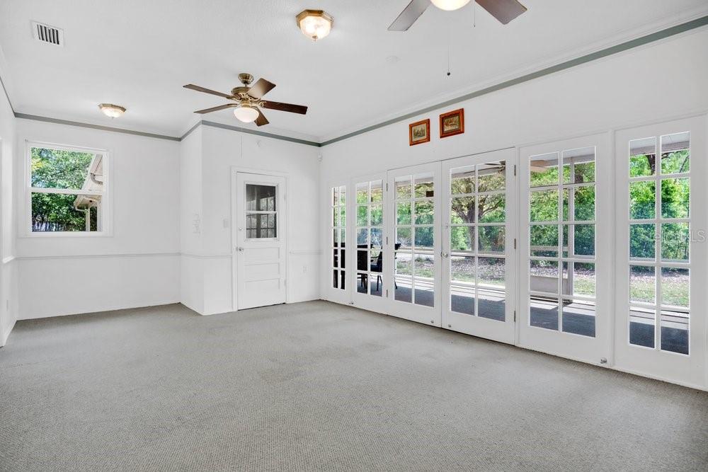 Image 29 of 57 For 5137 Mount Plymouth Road