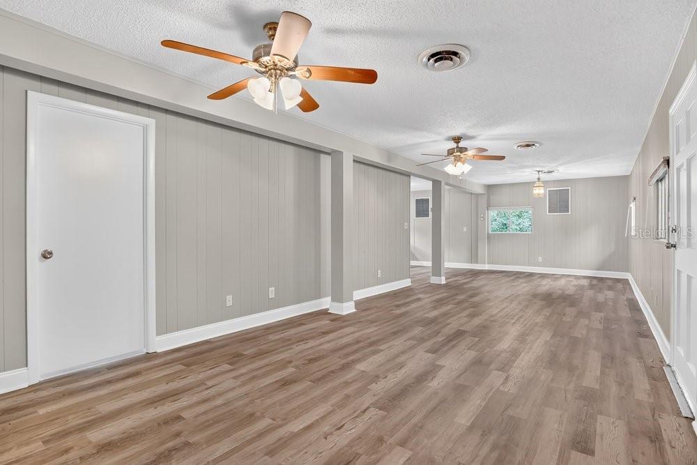 Image 38 of 57 For 5137 Mount Plymouth Road