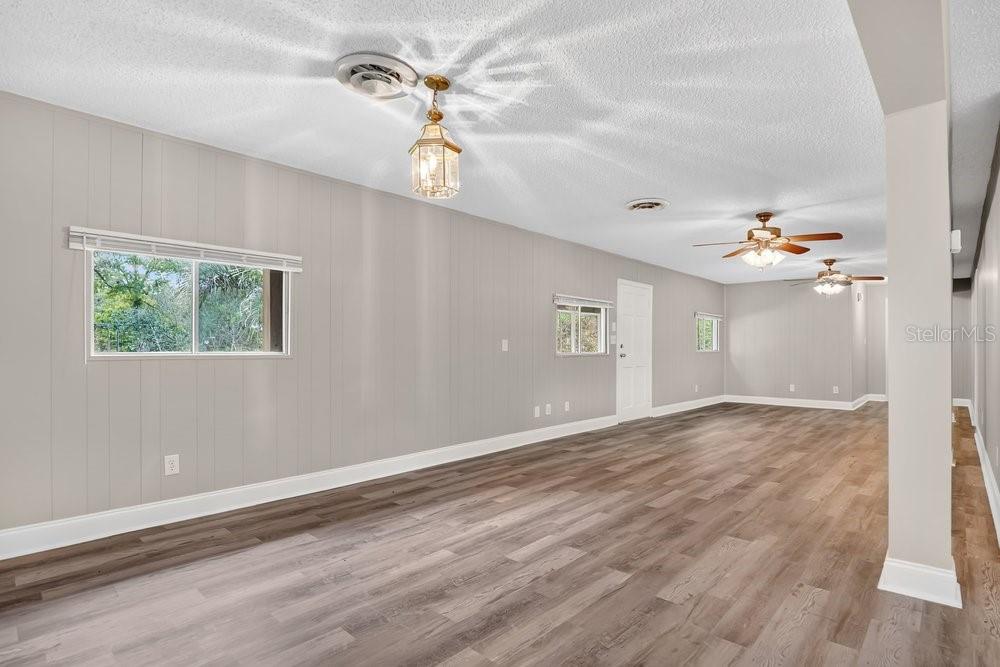 Image 39 of 57 For 5137 Mount Plymouth Road