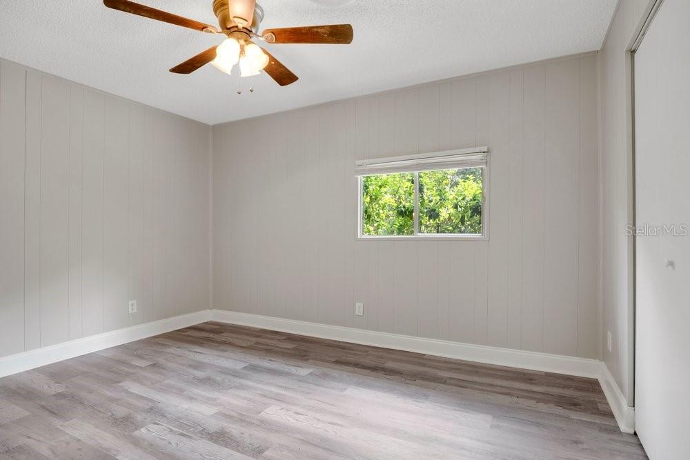 Image 41 of 57 For 5137 Mount Plymouth Road