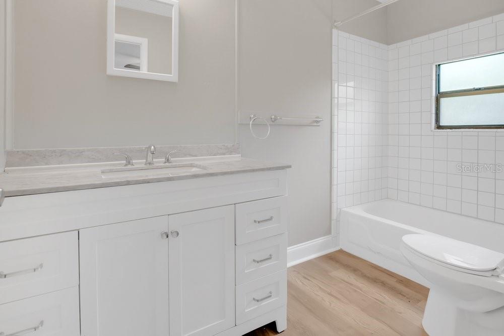 Image 42 of 57 For 5137 Mount Plymouth Road