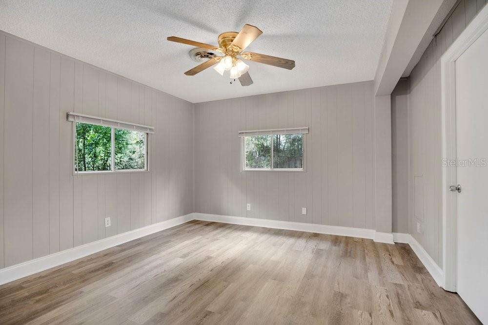 Image 43 of 57 For 5137 Mount Plymouth Road