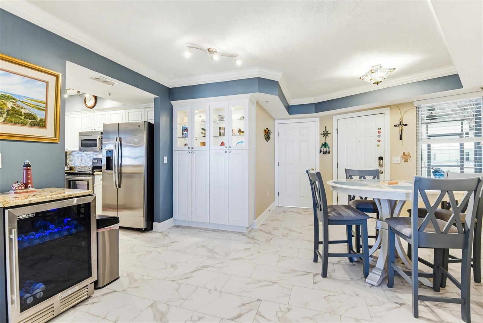 Image 17 of 56 For 2055 Atlantic Avenue 703