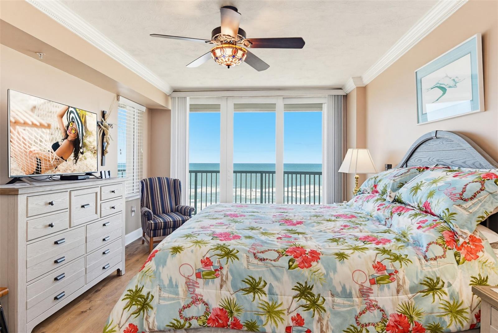 Image 28 of 56 For 2055 Atlantic Avenue 703