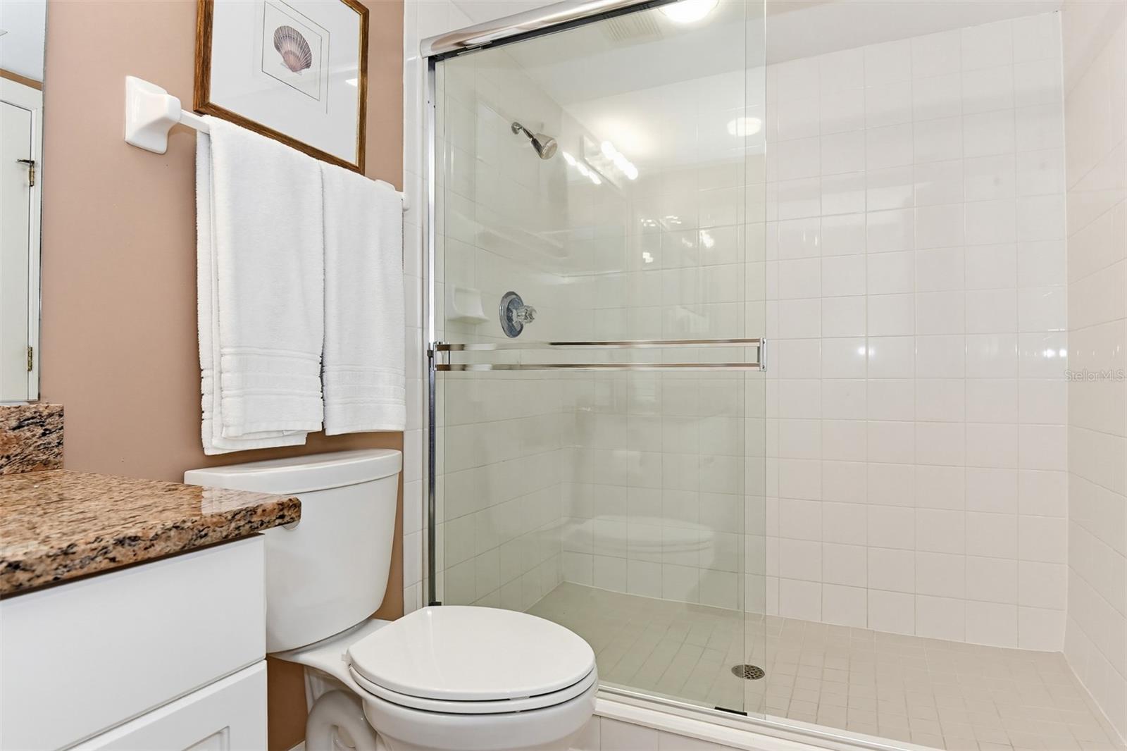 Image 33 of 56 For 2055 Atlantic Avenue 703