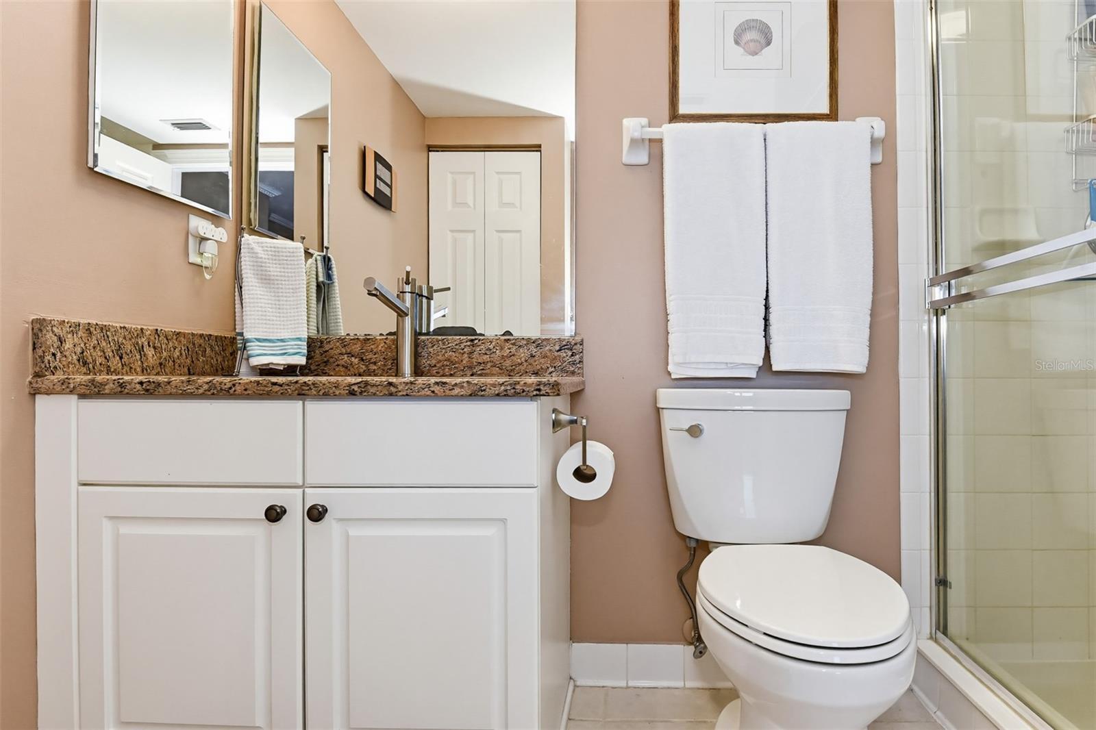 Image 34 of 56 For 2055 Atlantic Avenue 703