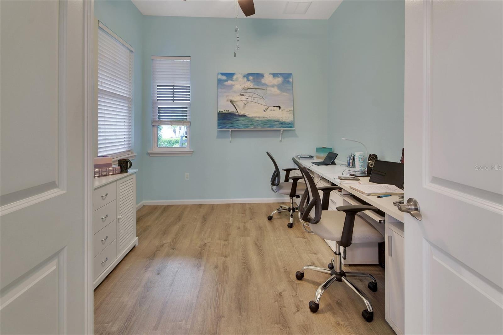 Image 10 of 49 For 412 Tisbury Court