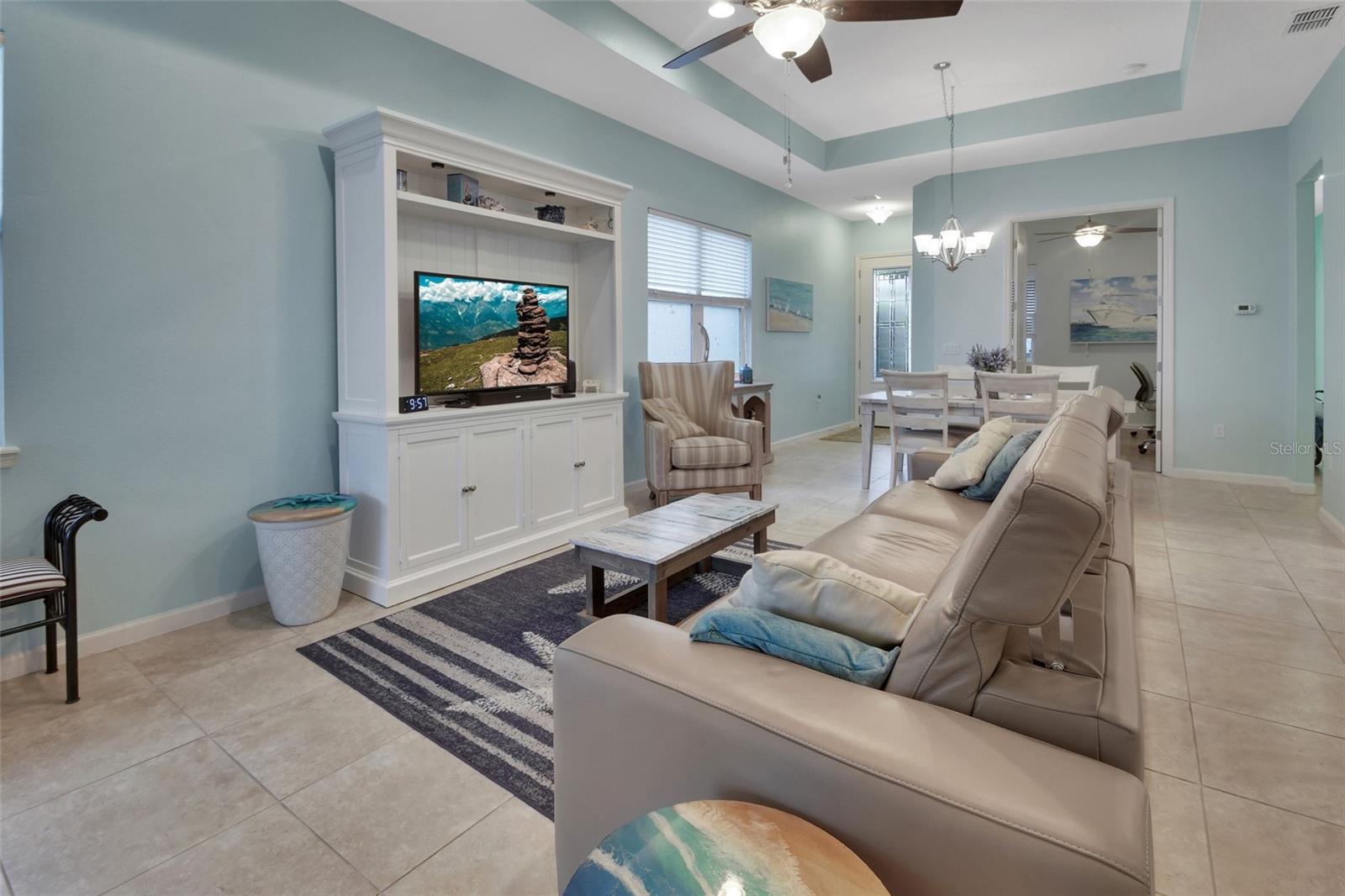 Image 7 of 49 For 412 Tisbury Court