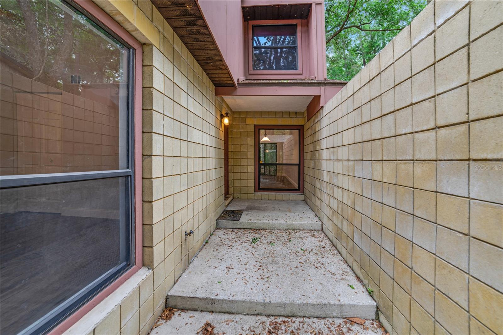 Image 26 of 31 For 4307 70th Terrace