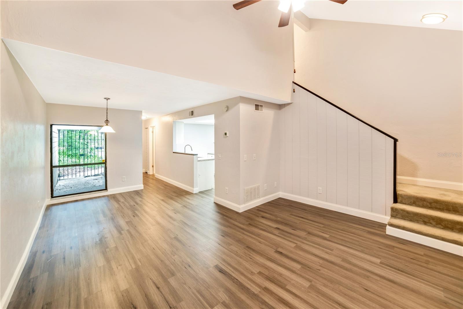 Image 3 of 31 For 4307 70th Terrace