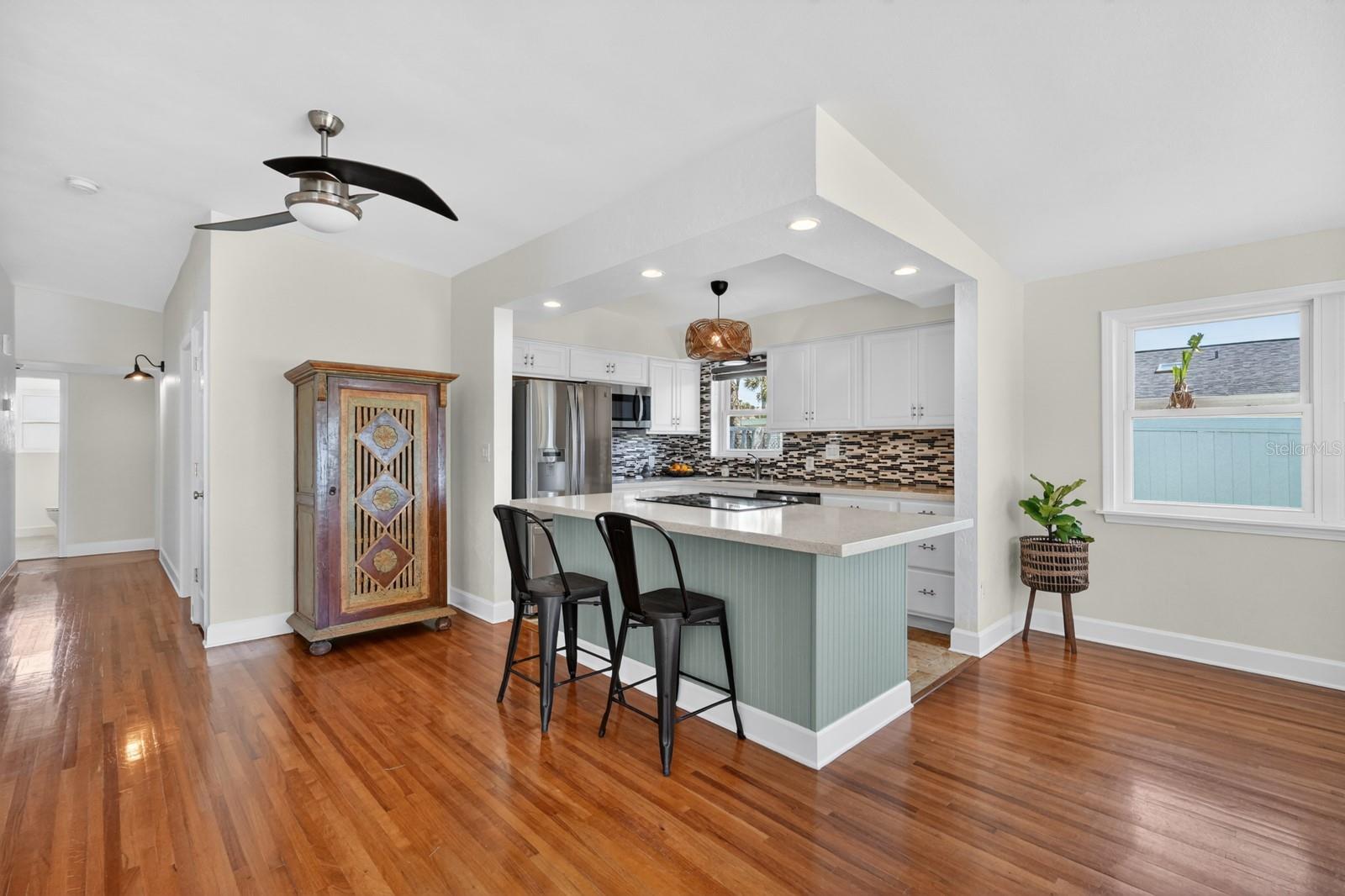 Image 13 of 48 For 215 Ocean Terrace